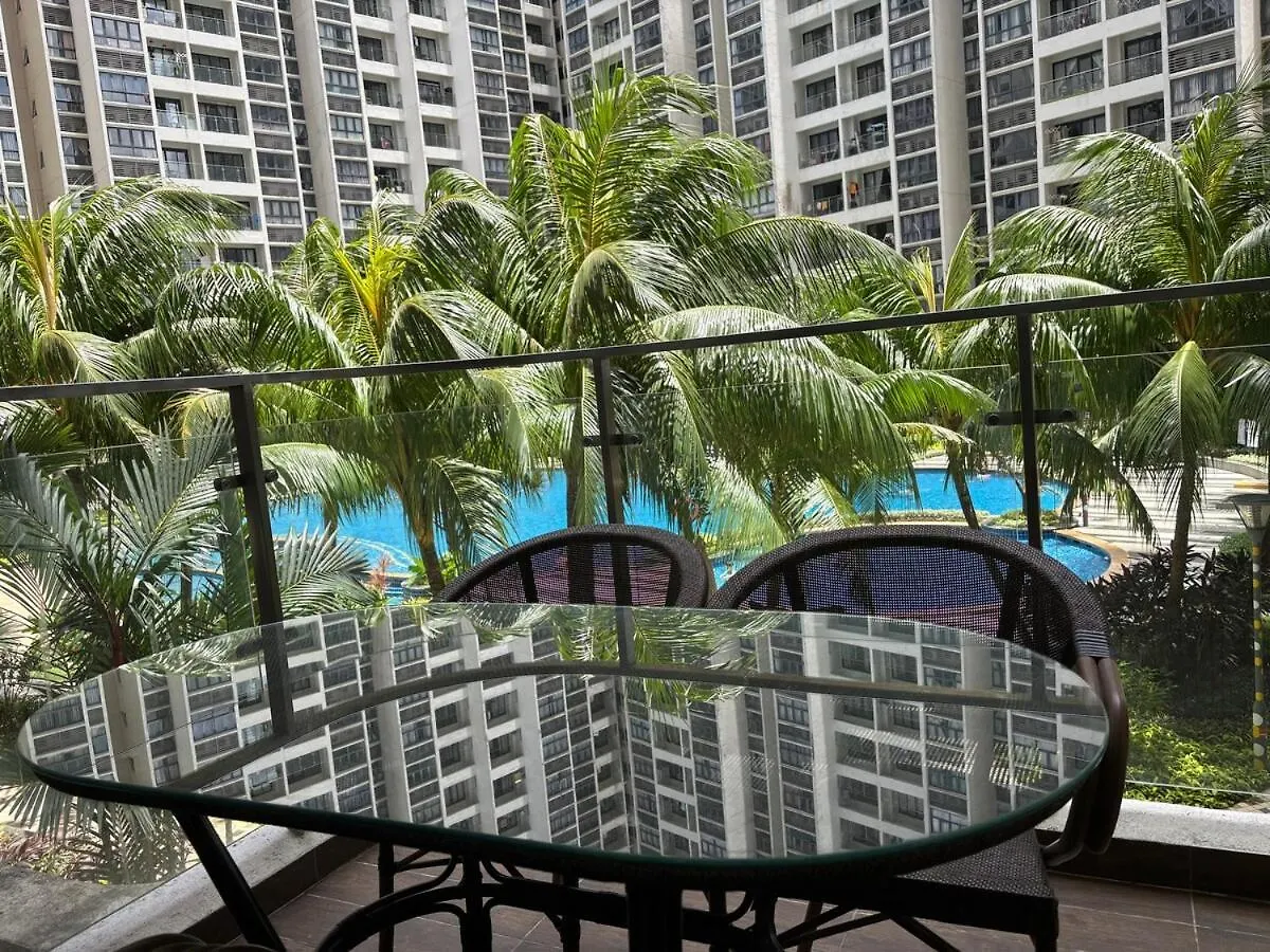 Pool View By The Beach 6-8Pax 3B3B Cozy Staycation Johor Bahru Apartment