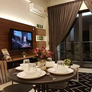 Apartment Country Garden Danga Bay ,bay Point, Johor Bahru